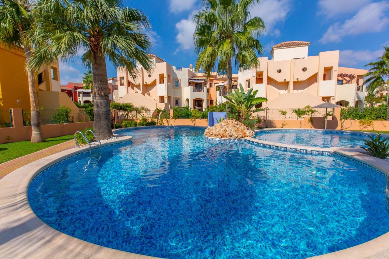 Punta Prima Casa Leilighet Torrevieja Eksteriør bilde