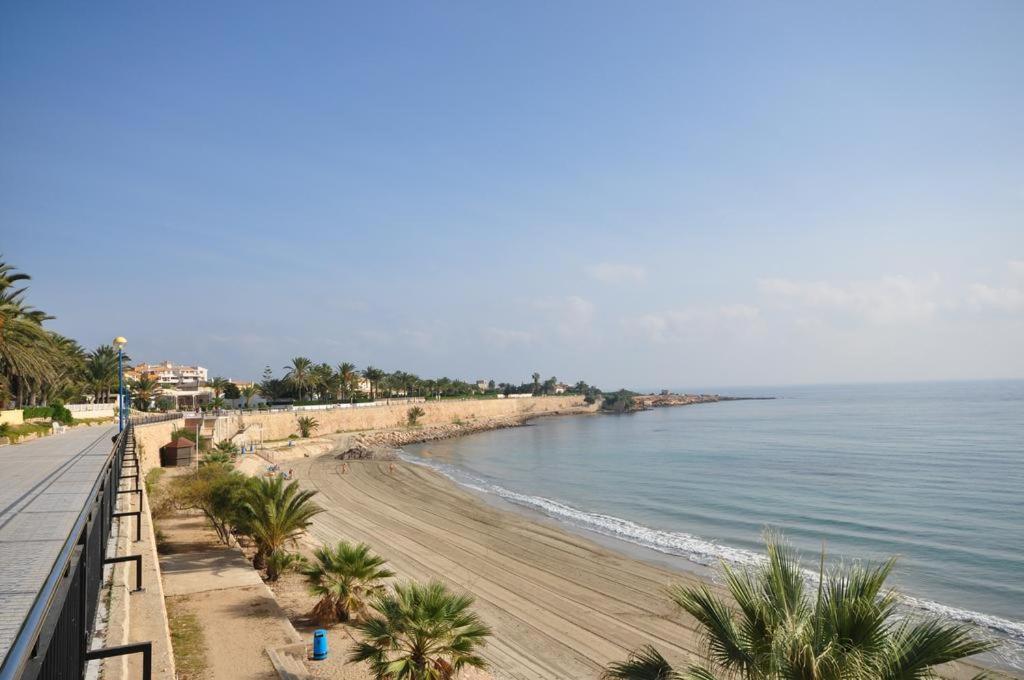 Punta Prima Casa Leilighet Torrevieja Eksteriør bilde